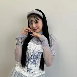 anuans カーヴィングシームツイードワンピース - メルカリ