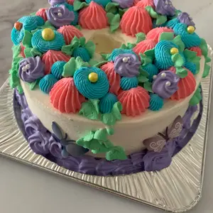 ハローキティ 明治コラボ きのこの山 マーブルチョコ 2点セット - メルカリ