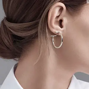 MEDULLA ヘアストレートナー 本体と付属品 - メルカリ