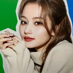 D*E様 #TWICE5 タワレコ サイン入り チェキ ダヒョン - メルカリ