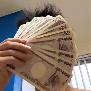 Burberry ホワイト フレア swag yoko flexwitme - メルカリ
