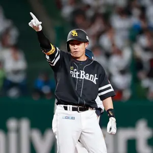3・4月サヨナラ賞受賞記念】メタルポスター 柳田悠岐 - メルカリ