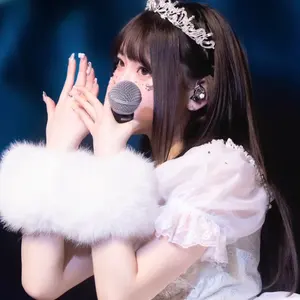 キュースト ラッフルくじ 桜庭遥花 目覚まし時計 - メルカリ
