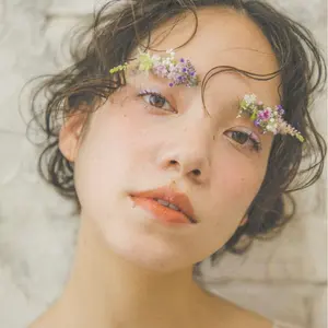 TWICE tokopedia限定 TWICE ゴールドディスク風 アクリルスタンド 555名限定 - メルカリ