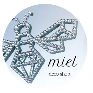 即購入OK！】ハローキティ デコミラー &コーム【スワロフスキー