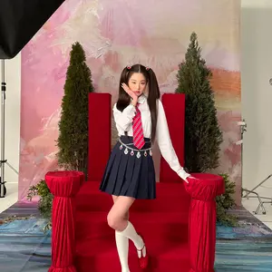 ゼベワン ハンビン present トレカ タワレコ 渋谷 - メルカリ