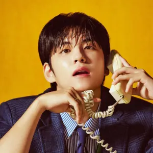 ミンハオ 舞い落ちる花びら トレカ SEVENTEEN セブンティーン ミンハオ 舞い落ちる花びら トレカ