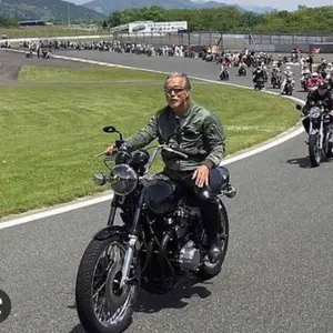破格　❗️デコトラ　ガゼット　作りボディー　キャンター　エルフ 破格 ❗️デコトラ ガゼット 作りボディー キャンター エルフ - メルカリ