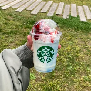 ブルーロック 氷織羊 玉座 缶バッジ 80個セット - メルカリ