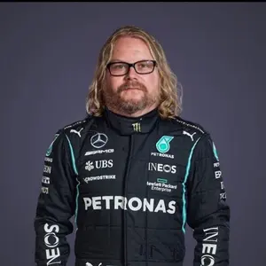 早い者勝ち】SONY α6300レンズキット ショット数2000回程度 - メルカリ