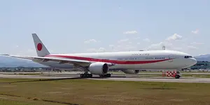 ゆ*ん様 日本政府専用機 777-300ER 1/200 モデルTシャツ パッチ - メルカリ