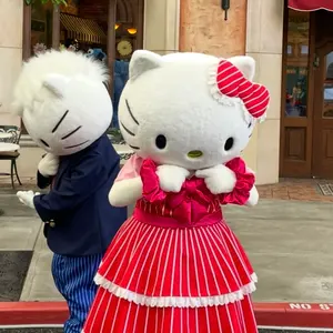 横槍メンゴ　直筆サイン入りアートグラフ　画業10周年記念展 Amazon.co.jp: 横槍メンゴ 直筆サイン入りアートグラフC 画業10周年