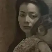 ブルガリ サングラス レンズ鱗レーザー柄 セルペンティ 蛇 ワイン