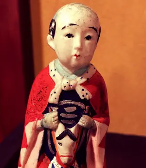 デッドストック！シンプルデザインに上質溜塗の美しい半月盆（検木曽