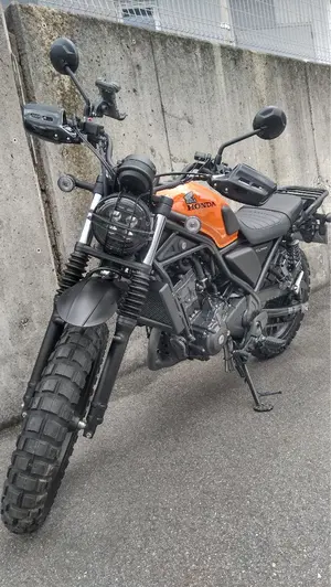 ホンダ CL250バイク 純正タイヤ(セミブロックタイヤ前後) - メルカリ