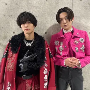 小林直己 クッション - メルカリ