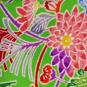 松煙染・小紋、銀鼠色地に薄い灰色で花の柄、どっしりしした膨れ