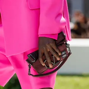 VALENTINO ヴァレンティノ 24AW ジェントルグラムダービーシューズ