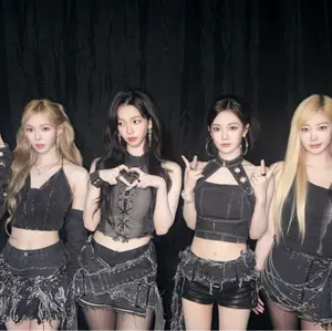 aespa トレーニングパンツ　ソウルコン　トレカなし　韓国　限定　本国 md aespa トレーニングパンツ ソウルコン トレカなし 韓国 限定 本国 md