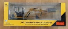 CAT 302.5 ミニ油圧ショベル 1/32 ダイキャストモデル CAT 302.5 ミニ油圧ショベル 1/32 ダイキャストモデル - メルカリ