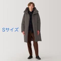 無印良品　紳士　フード付きダウンコートのサムネイル