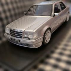 メルセデスベンツ　Ｅ５００　ミニカーのサムネイル