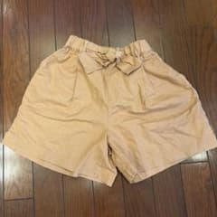 UNIQLO KIDS ハーフパンツ ベージュ 140cmのサムネイル