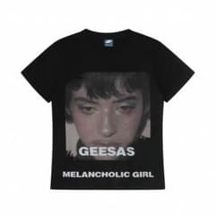 GEESAS CROPPED T-SHIRTSのサムネイル