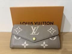 LOUIS VUITTON ポルトフォイユサラ 長財布のサムネイル