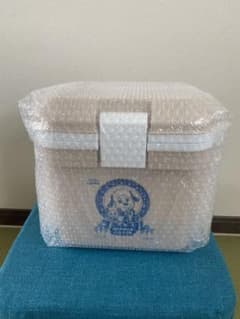 【新品未使用品】ワンワン　オリジナルクーラーボックスのサムネイル