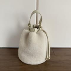 Lisa Conte (リサコンテ) SHEARLING BAGのサムネイル