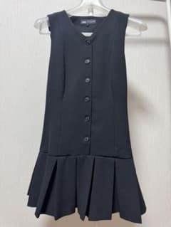 ZARA プリーツミニワンピースのサムネイル