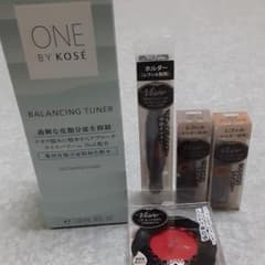 ONE BY KOSE ワンバイコーセー バランシングチューナー　おまけ付きのサムネイル