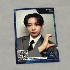 新世界 KCON 飯塚亮賀 ハーフサイズフォト - メルカリ