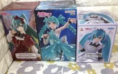初音ミク フィギュア　3種類