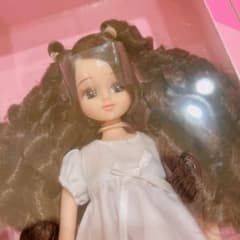厳選 激レア リカちゃんキャッスル 真ん中分け 縦ロール リカちゃん 新品未開封 リカちゃんキャッスル 姫カット 縦ロール 未開封 2013年 - メルカリ
