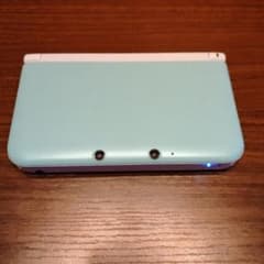 ニンテンドー3DS LL 本体のみのサムネイル
