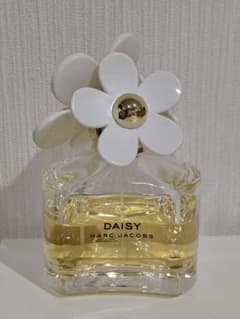 香水　マークジェイコブス　DAISYのサムネイル