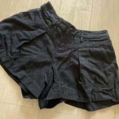 秋服用　ショートパンツのサムネイル