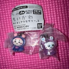 【最安値】BANDAI ちいかわ めじるしアクセサリー3のサムネイル