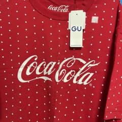 コカコーラ　GU Tシャツのサムネイル