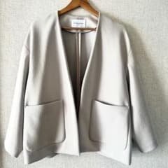 【美品】UNITED ARROWS ノーカラージャケット入学式などにのサムネイル