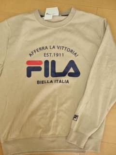 FILA ベージュ スウェット Mサイズのサムネイル