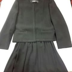 鳥子様専用です。礼服　アンサンブルのサムネイル