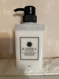カミカ 黒髪クリームシャンプー KAMIKA 400gのサムネイル