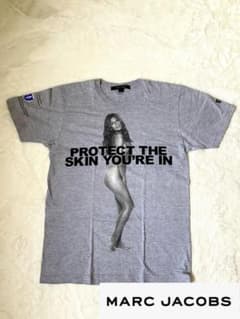 新品同様・希少】Marc Jacobs Eva Mendes Tee - メルカリ