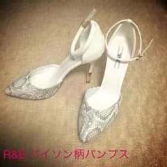 R&E パイソン柄パンプスのサムネイル