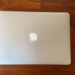 APPLE MacBook Airのサムネイル