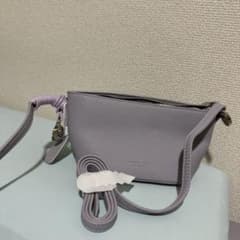 パープル ショルダーバッグのサムネイル
