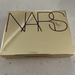 NARS ライトリフレクティング セッティングパウダー